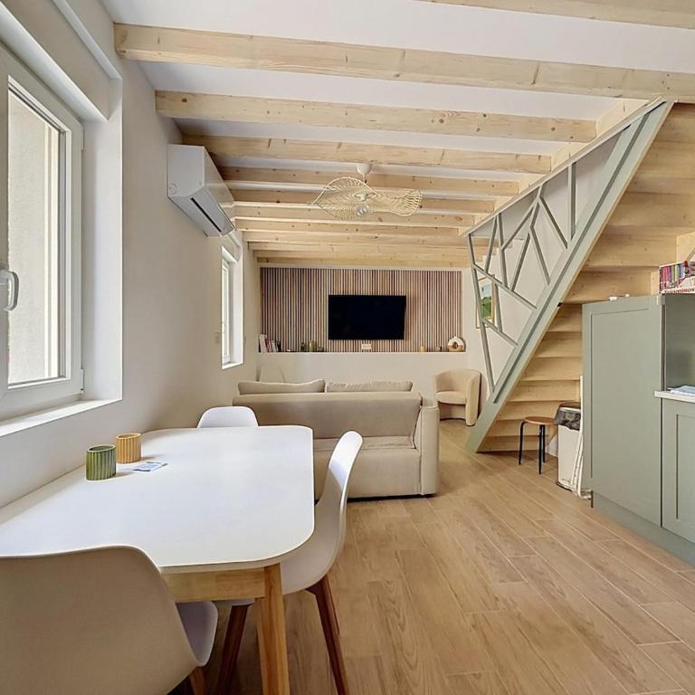 Duplex Design 6 personnes 2 chambres Clim Parking - Appartement 2 Chambres - 13
