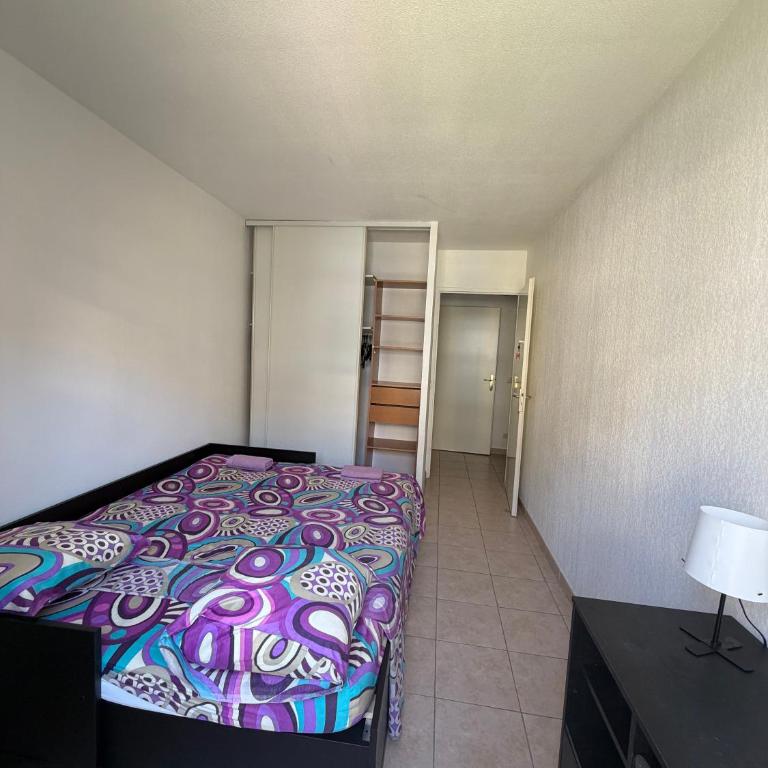 Happy place - Chambre Double avec Salle de Bains Commune - 5