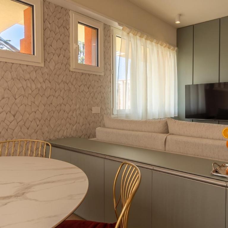 Panorama Apartment Peschiera - Suite con Vista Lago - 17