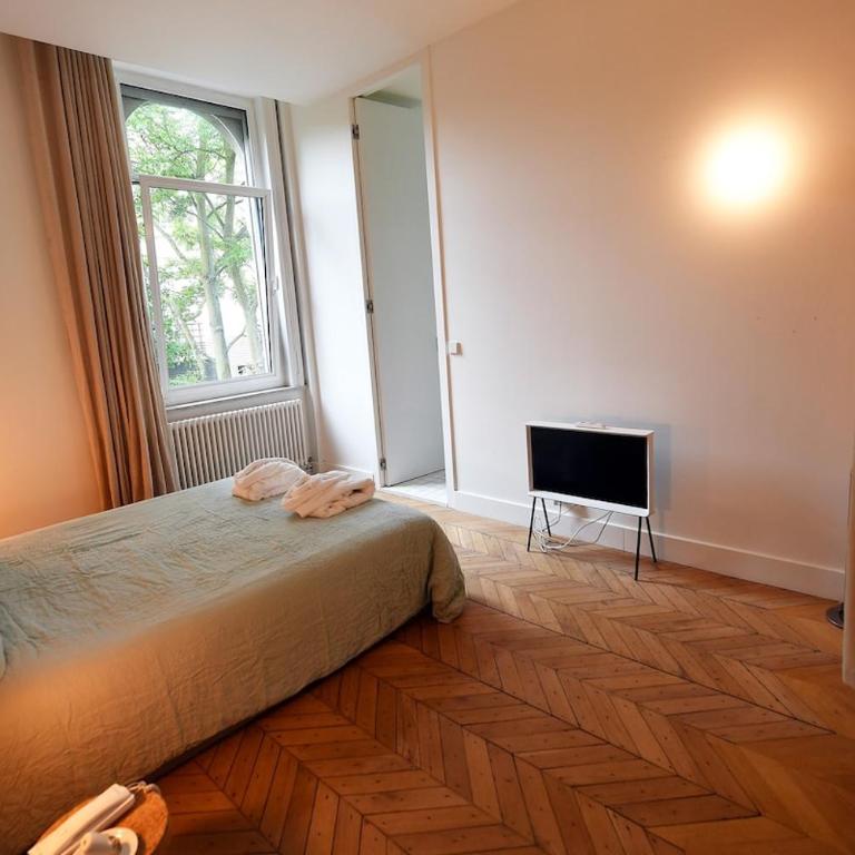 Luxueux Manoir Bois de Boulogne 5mn du centre ville - Villa - 21