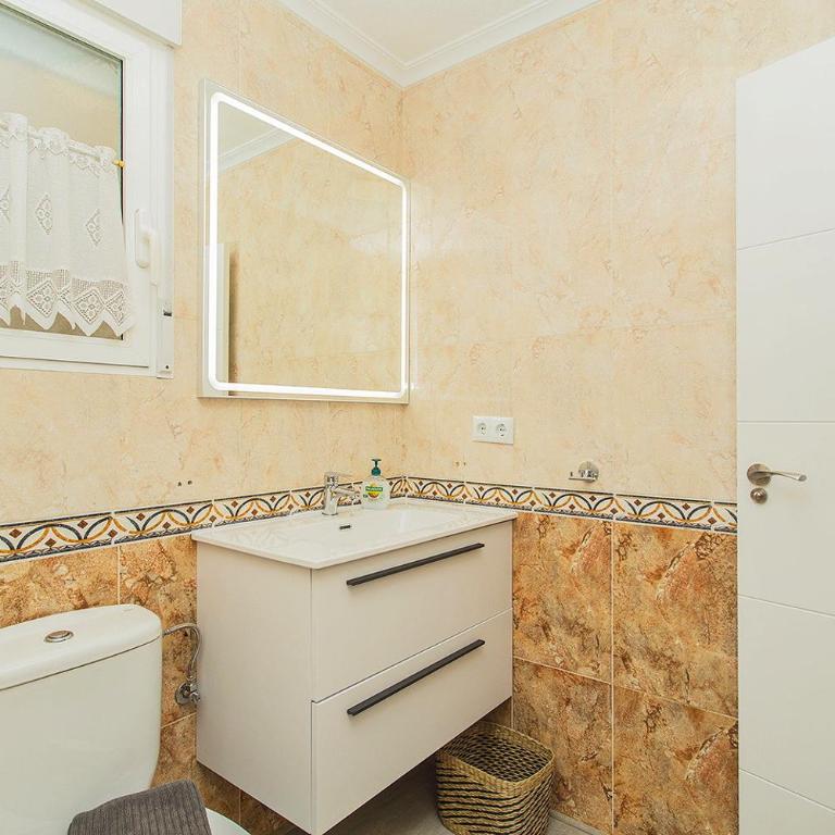 123 Angel Mood Calm - Alicante Holiday - Apartment with Balcony - 10