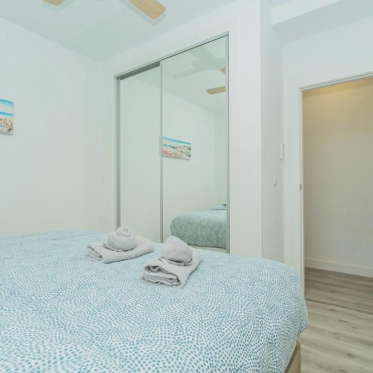 123 Angel Mood Calm - Alicante Holiday - Apartment with Balcony - 15