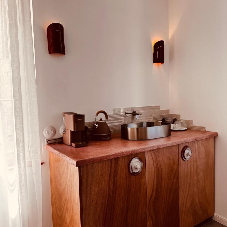 Maison LYO logement Luxe - Suite Deluxe avec Lit King-Size - 4
