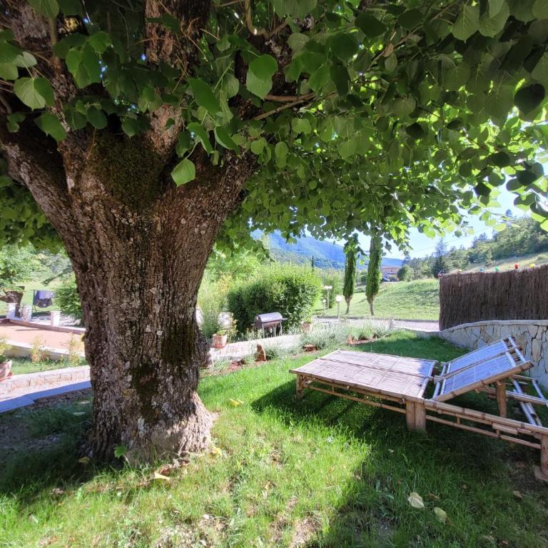 Gîte des Anges, Domaine de la Méouge, piscine et accès direct rivière - Appartement 1 Chambre - Vue sur Jardin - 14