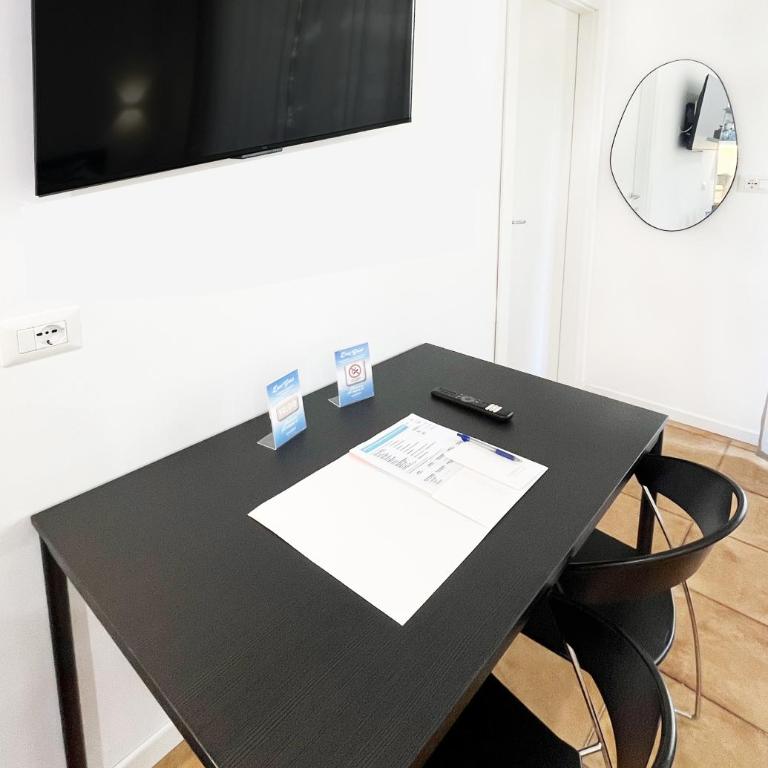 Salerno Place - Design House - Camera Matrimoniale con Balcone (2 Adulti + 1 Bambino) - 1