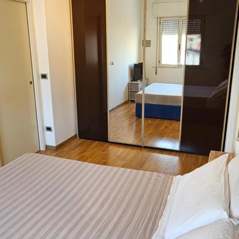Happy House - Marina Centro - Appartamento con 1 Camera da Letto - 2
