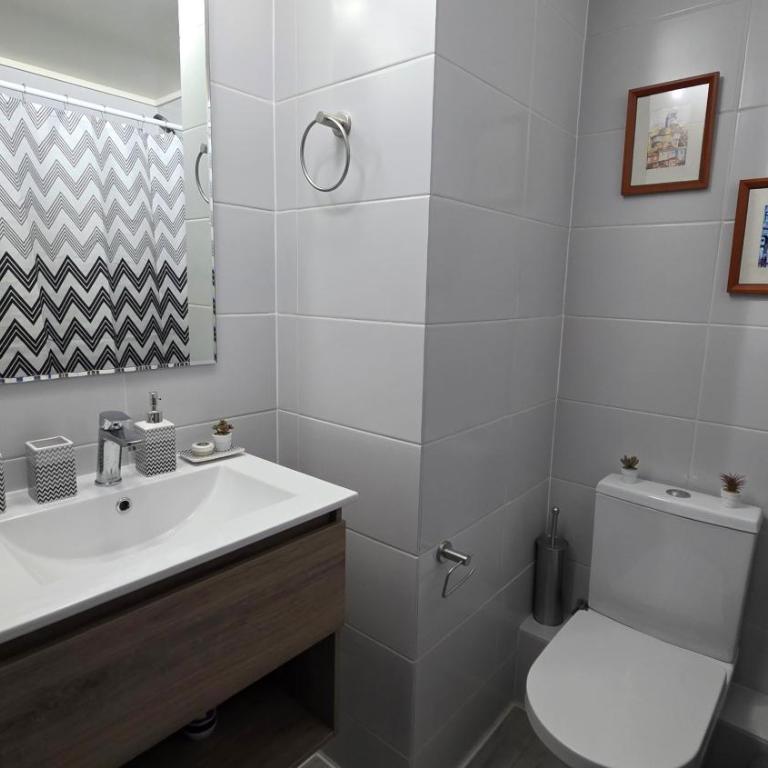 Oceana Suites Cerro Santa Lucia - Apartment with View and Balcony - 7