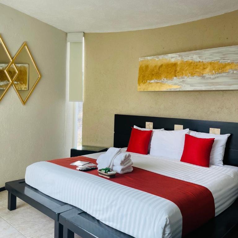 Apartment with Pool, Gym & A/C Suite - Apartment - 2