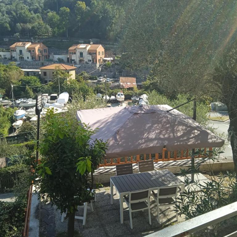 Gli ulivi del Blu parking garden near the sea - Apartment - 44