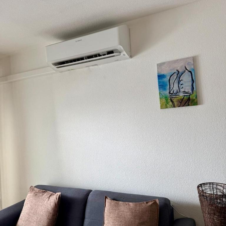 Terrace, aircon garage, elevator, near downtown - Apartment - 5