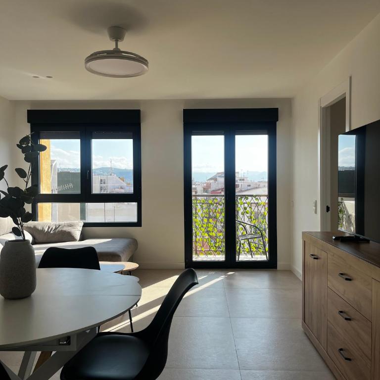 Apartamento premium en el centro de Dénia con vistas al castillo - Two-Bedroom Apartment with View - 4