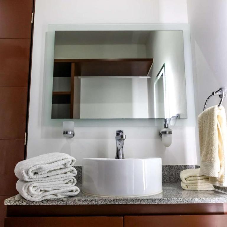Spacious Apt with 2BR and Pool - Apartamento - 18