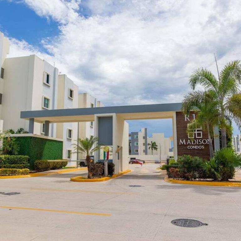Spacious Apt with 2BR and Pool - Apartamento - 26