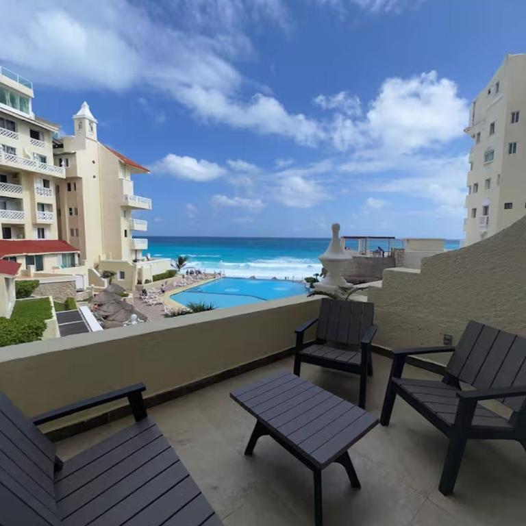 Cancun Plaza Condo Mexico - Estudio Doble Deluxe - 1