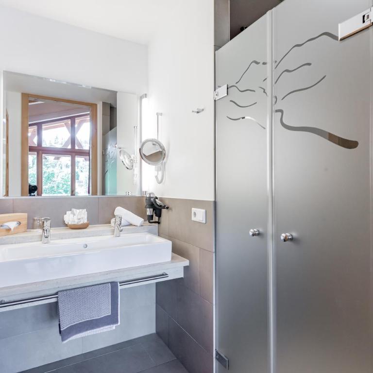 Inntaler Hof - Suite mit Gartenblick - 9
