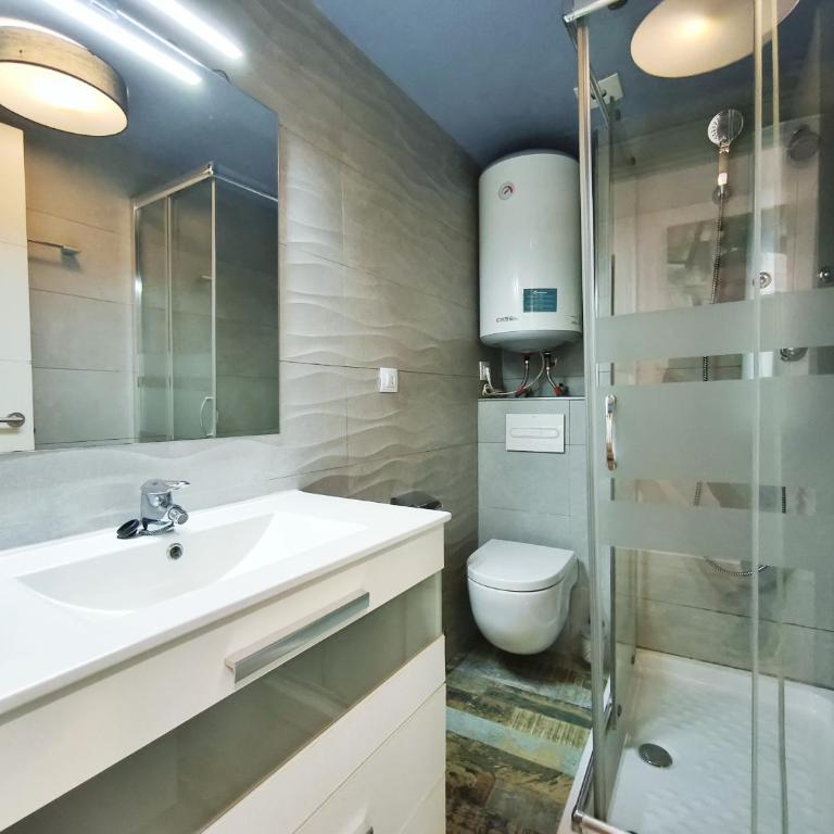 Apartamento céntrico Calle Santa Clara, Girona - Apartamento de 1 dormitorio - 4