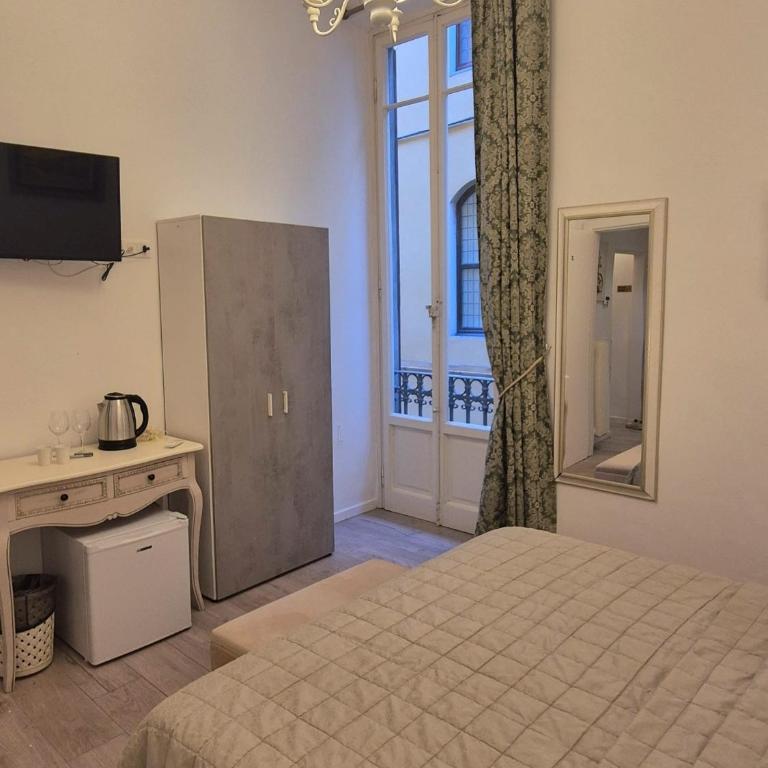 Lady Flor B&B - Deluxe Double Room - 8