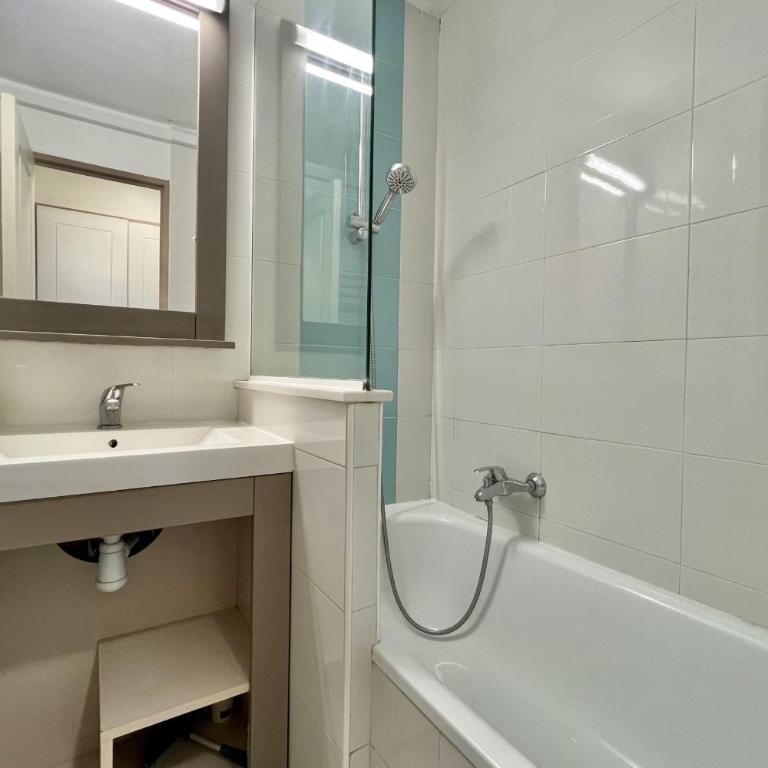 Splendid sea view - 2 comfy rooms - Swimming pools - Appartement - 16
