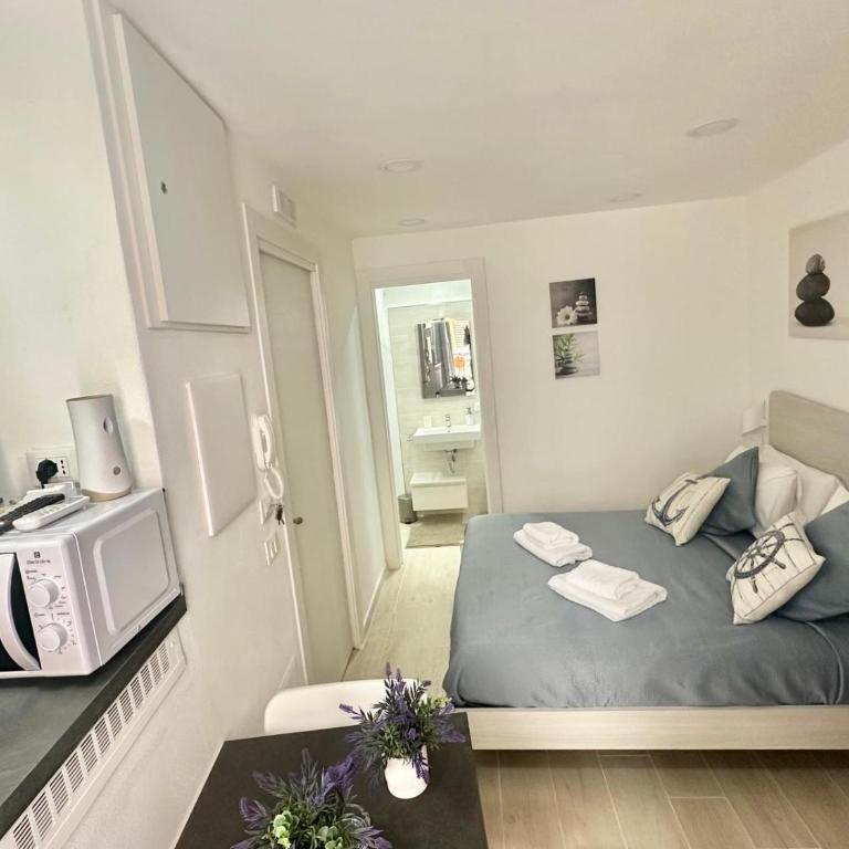 Ale & Andry House 2 - Appartamento con 1 Camera da Letto - 13
