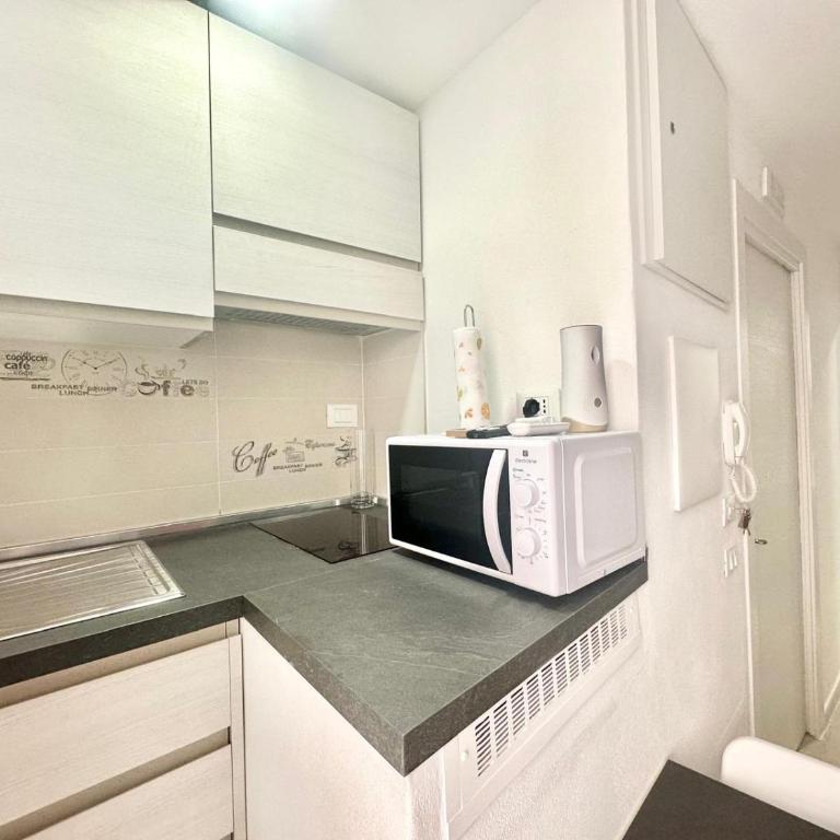 Ale & Andry House 2 - Appartamento con 1 Camera da Letto - 5