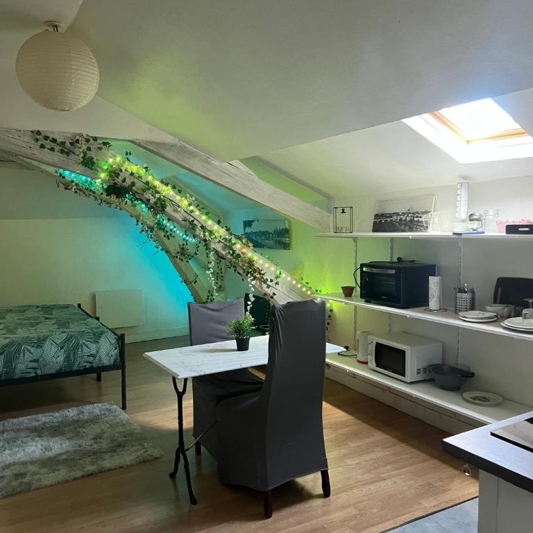 Jade 2 Lits Parking Business Famille Parking Privé - Appartement 1 Chambre - 5