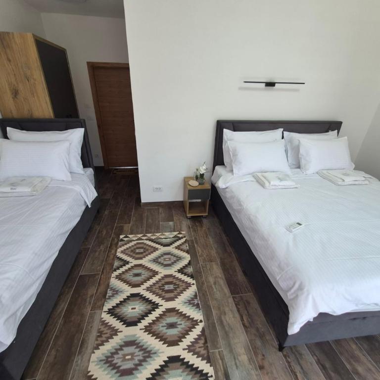Black Swan Home Tuzla - Studio Apartment with Balcony - 4