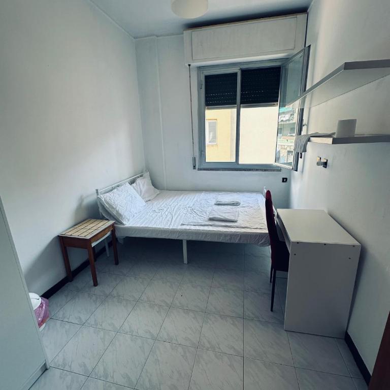 Double and Triple Rooms near Principe Station Shared Bathroom - Double Room with Shared Bathroom - 3