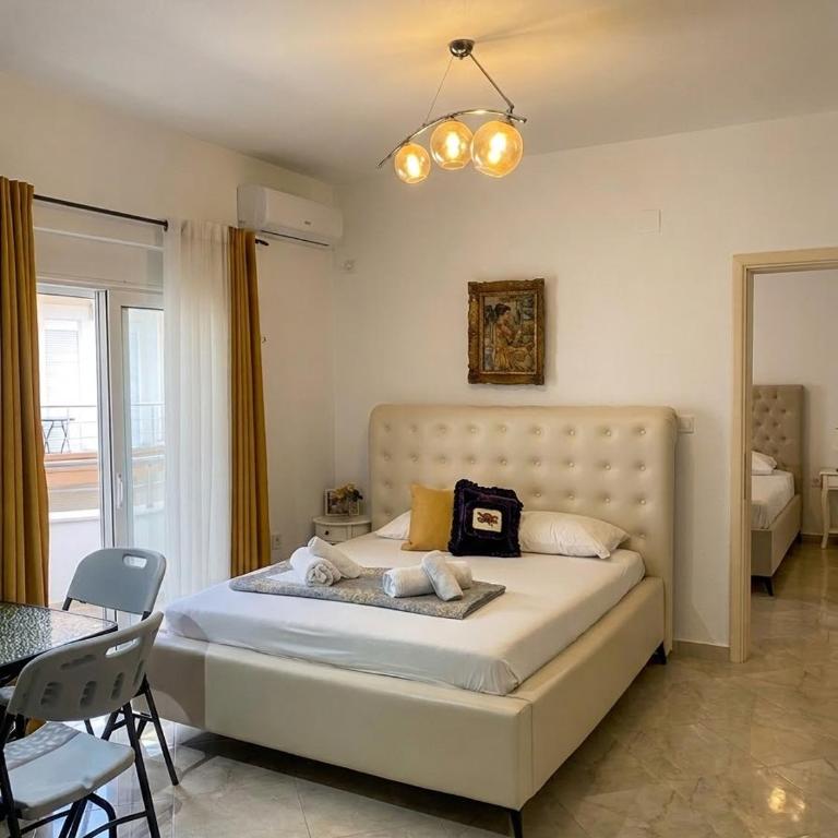 Addy's Apartments - Apartment - 3