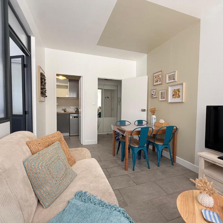 La Vague Bleue-La Rochelle, 4 personnes, proche vieux port & plage de la concurrence - One-Bedroom Apartment - 3