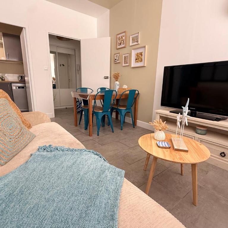 La Vague Bleue-La Rochelle, 4 personnes, proche vieux port & plage de la concurrence - One-Bedroom Apartment - 11