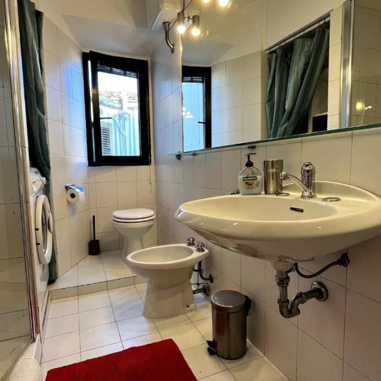 Charme in a historic building - Appartement 1 Chambre - 5