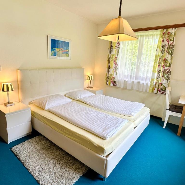 Berghof Werfenweng - Doppelzimmer mit Bergblick - 3