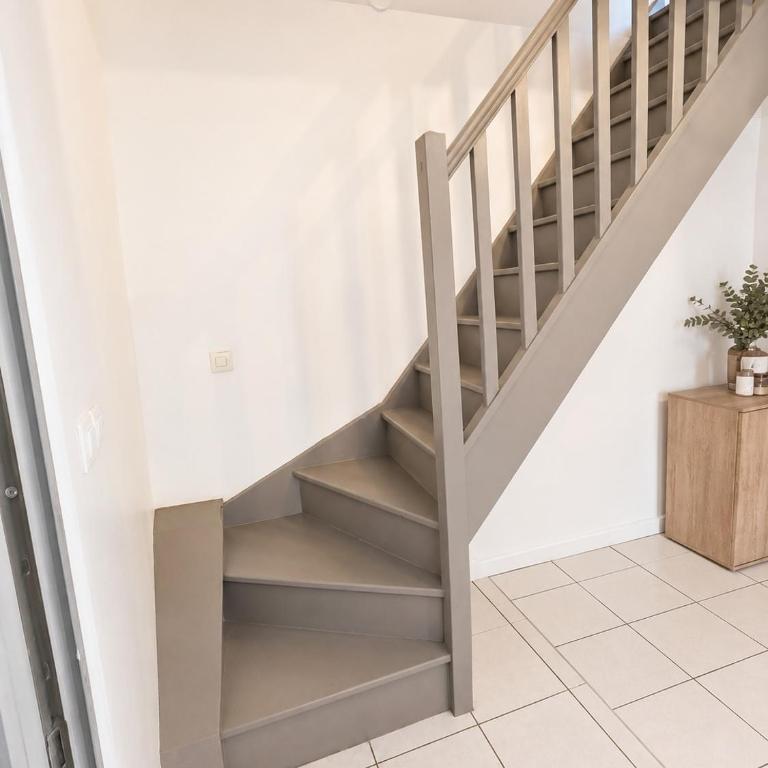 sejour climatisé avec chambres avec ventilateurs - Appartement 2 Chambres - 5