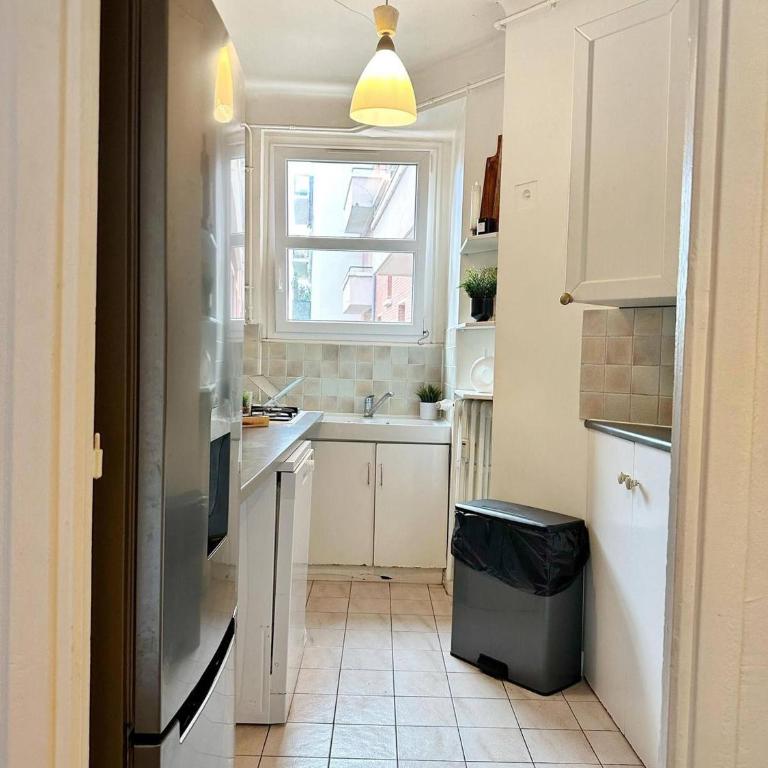 Charming Parisian Retreat with Eiffel Tower Views - Appartement - 13