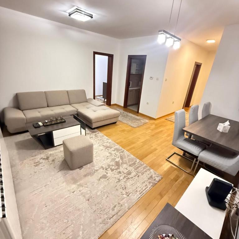 Lux Apartment - Two-Bedroom Apartment - 7