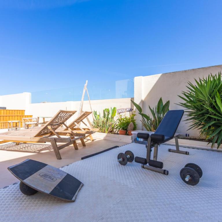 Refugio con dos terrazas - A 5 min de Playa de Los Lances y del Casco Antiguo - Apartamento Superior de 2 dormitorios - 10