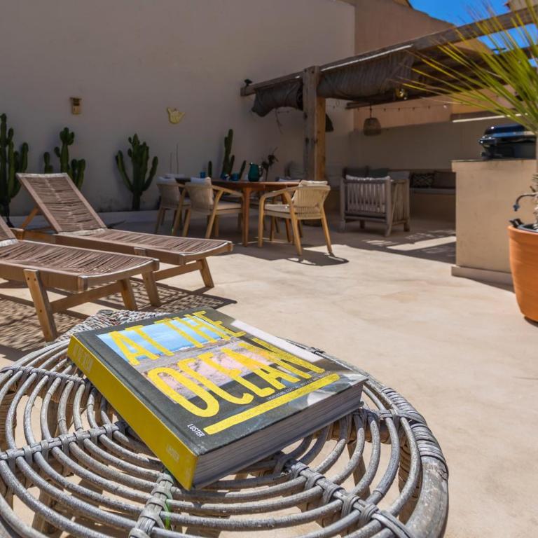 Refugio con dos terrazas - A 5 min de Playa de Los Lances y del Casco Antiguo - Apartamento Superior de 2 dormitorios - 24