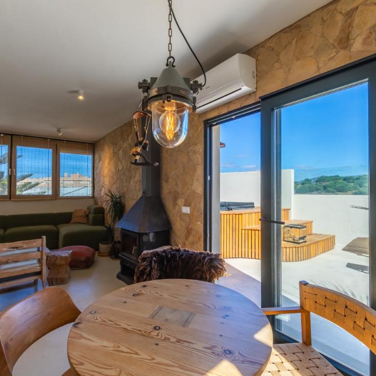 Refugio con dos terrazas - A 5 min de Playa de Los Lances y del Casco Antiguo - Apartamento Superior de 2 dormitorios - 36