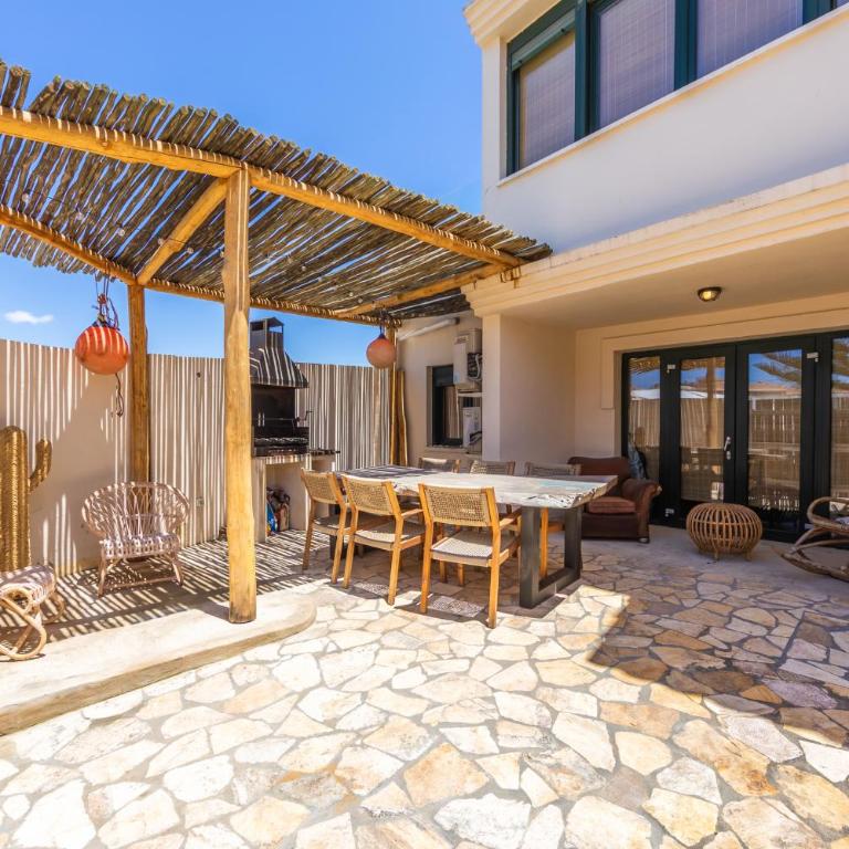 Refugio con dos terrazas - A 5 min de Playa de Los Lances y del Casco Antiguo - Apartamento Superior de 2 dormitorios - 62