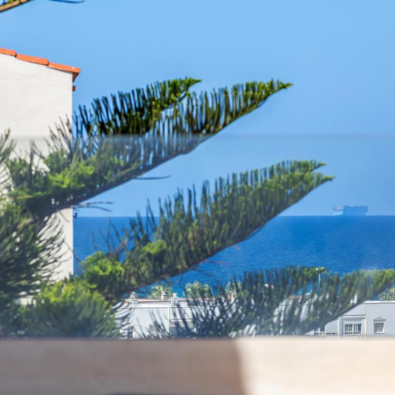 Refugio con dos terrazas - A 5 min de Playa de Los Lances y del Casco Antiguo - Apartamento Superior de 2 dormitorios - 68