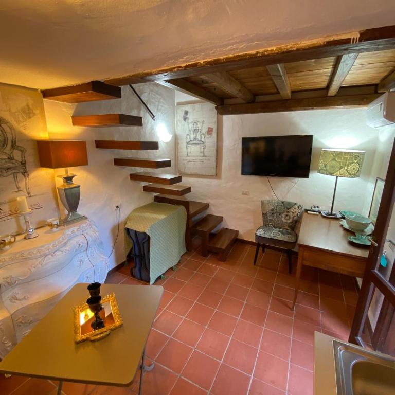 Casa Madel - Appartamento con 1 Camera da Letto - 10