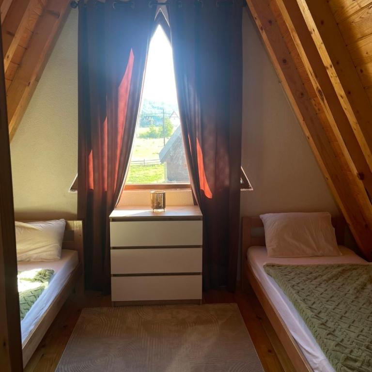 Two Pines Chalet 1 - Kuća sa 2 Spavaće Sobe - 12