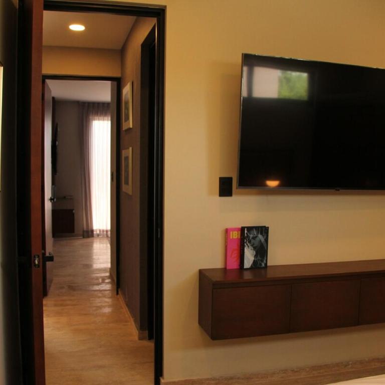 Exclusive Boutique Apartment in Mérida Norte - Two-Bedroom Apartment - 27