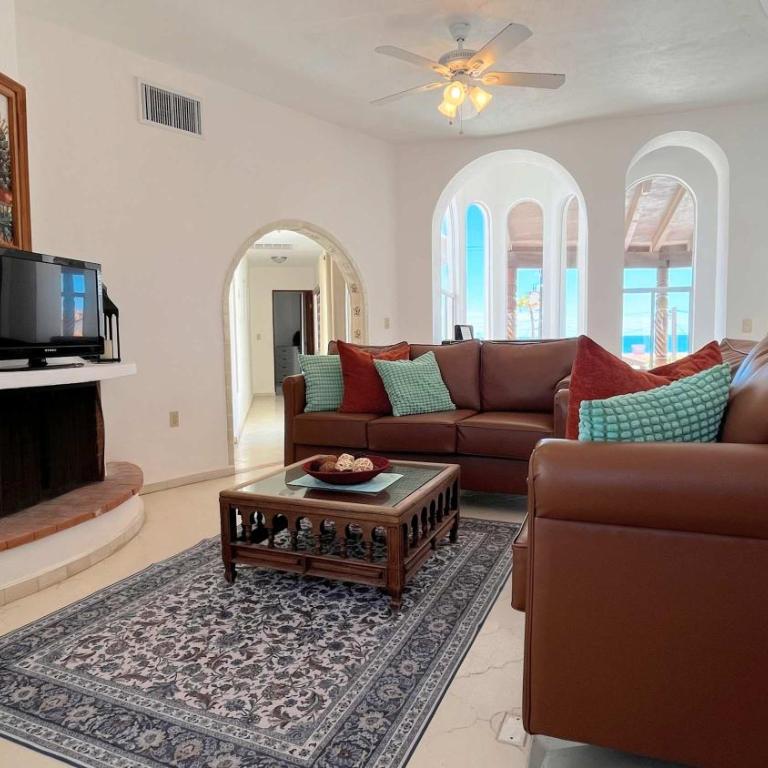 Recently Renovated Oceanview Home Casa Hebe - Apartment - 3