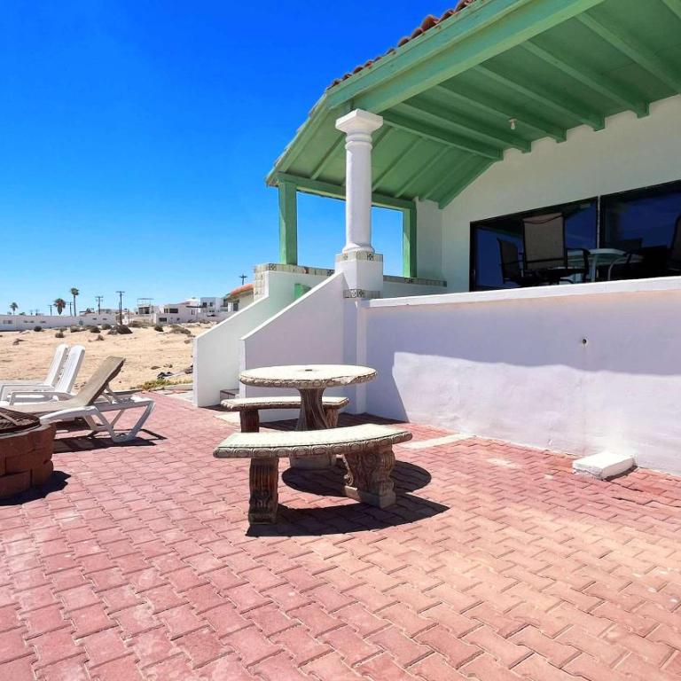Comfortable Beachfront Condo Las Olas II 1 - Apartamento - 5