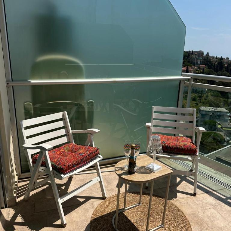 Casa del Sole - relax, vista mare, garage gratis a soli 5 min dal centro di Sanremo - Appartamento con 1 Camera da Letto e Terrazza - 24