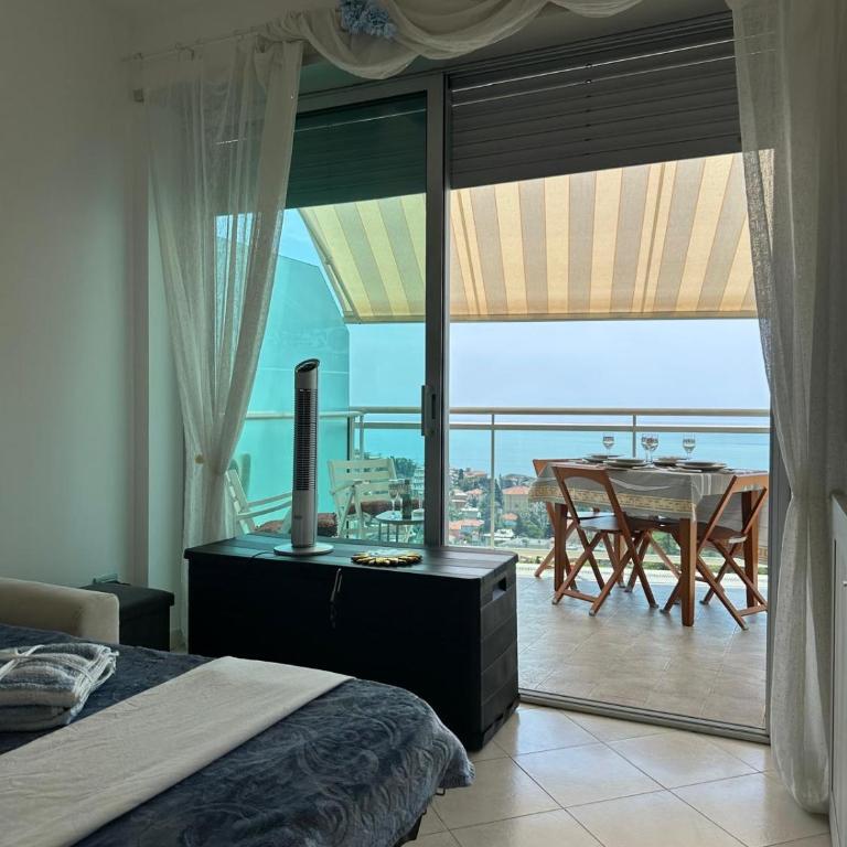 Casa del Sole - relax, vista mare, garage gratis a soli 5 min dal centro di Sanremo - Appartamento con 1 Camera da Letto e Terrazza - 27