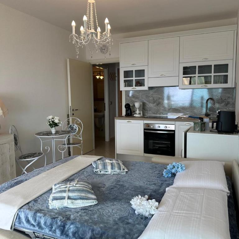 Casa del Sole - relax, vista mare, garage gratis a soli 5 min dal centro di Sanremo - Appartamento con 1 Camera da Letto e Terrazza - 4