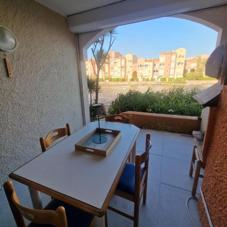 F2 avec terrasse et vue lagune RDC Cap Coudalère - Apartamento de 1 dormitorio con vistas al lago - 13