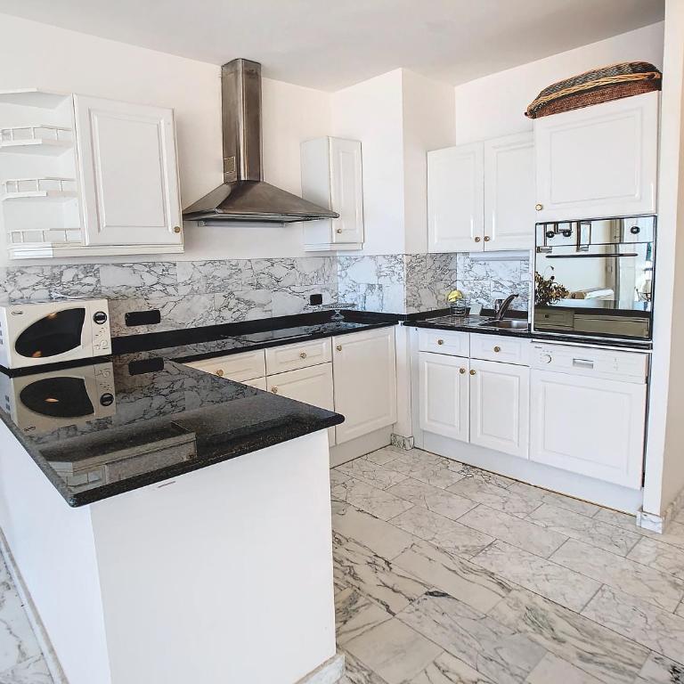 Sea view 2 bdr 2 baths central 312 ac - Appartement 2 Chambres - 16
